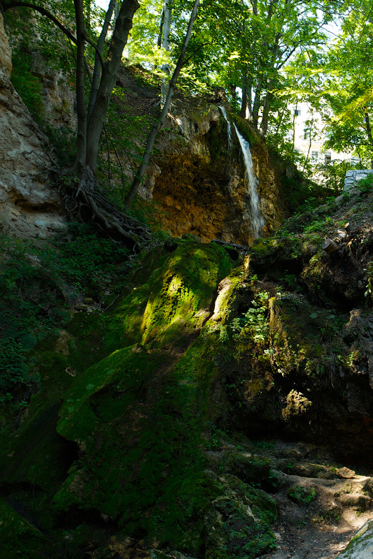 Водоспад в парку курорта Lillafüred, Угорщина © 2012 Alex Nedovizii