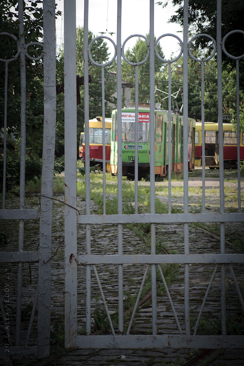 Там, где спят трамваи © 2010 Alex Nedoviziy