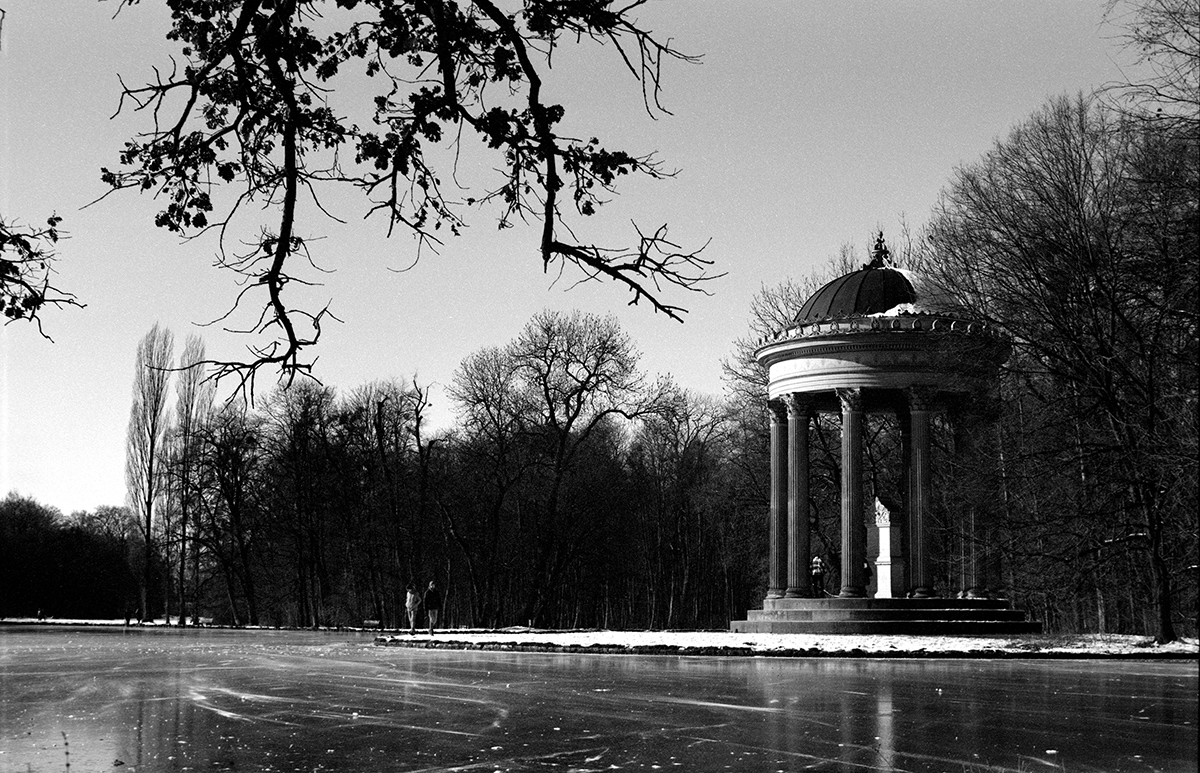 Apollo Tempel in Nymphenburger Park. München, 2021.